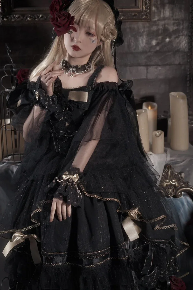 gothic-lolita-style-on-january-girl-blog-curated-by-liz-breygel-7.webp